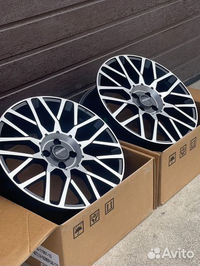 Диски momo черные С полировкой для Rio Solaris