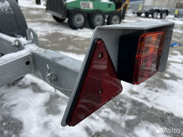 Прицеп легковой / Прицеп на легковой автомобиль