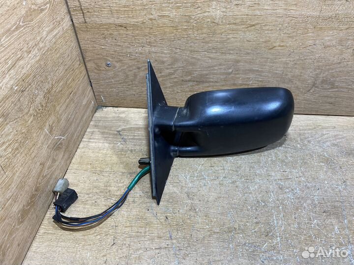 Зеркало левое VW Passat B3 Арт. 7721525