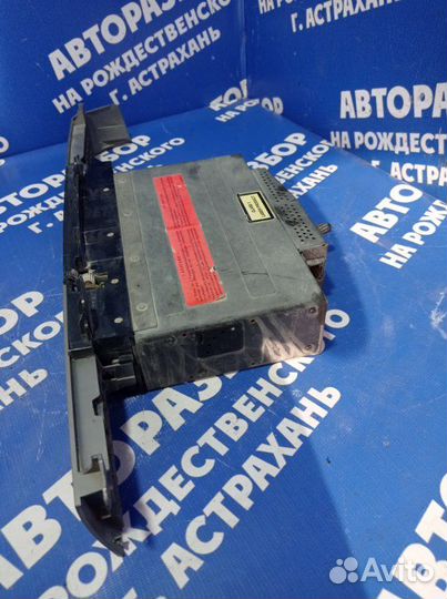 CD-чейнджер Bmw E66 седан N62B44 2004