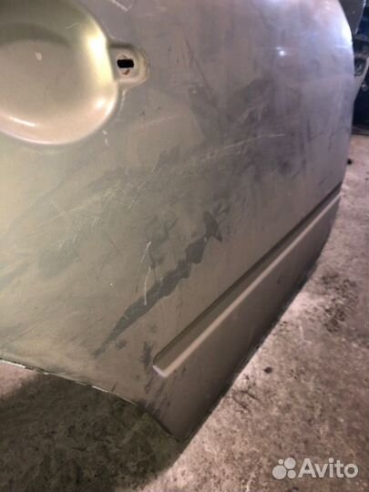 Дверь задняя правая Лада Калина