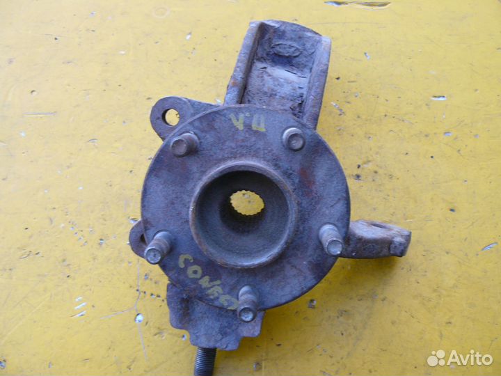 Кулак передний левый для Ford Connect 1.8 TD