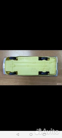 Машина коллекционная 1:43