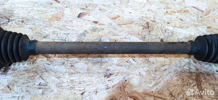 Полуось задняя левая Chrysler 300C 2007