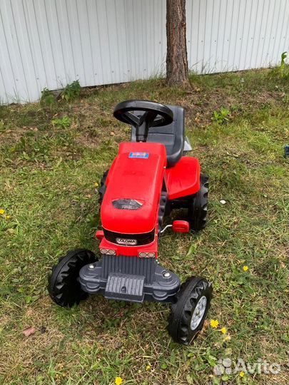 Трактор с педалями и прицепом-самосвалом