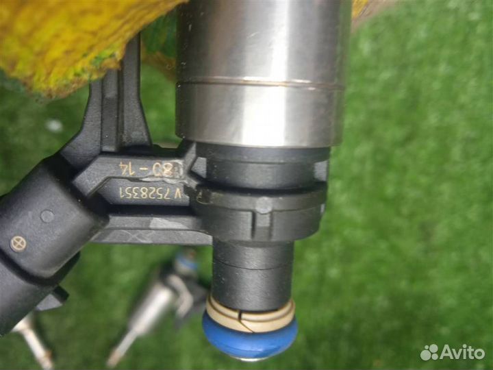 Форсунка инжекторная электрическая Peugeot 308 (2