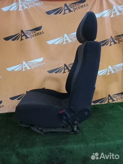 Сиденье переднее правое LADA Priora 2008
