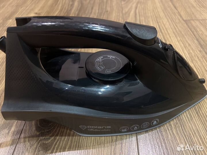 Утюг Polaris