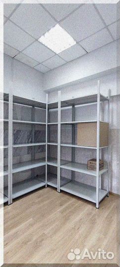 Железный стеллаж подходит для всего