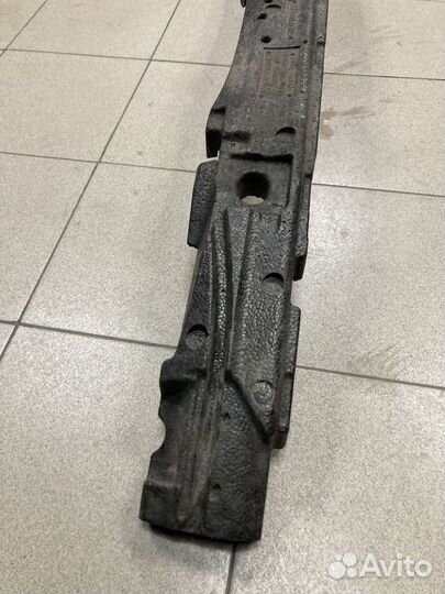 Наполнитель бампера передний BMW 7-series F01/F02