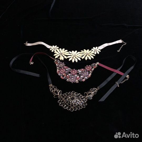 Колье от Avon