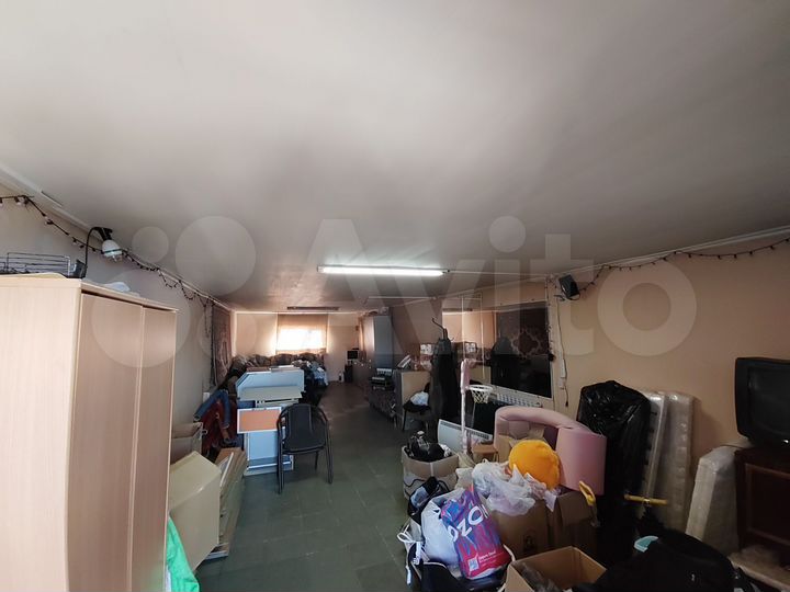 Гараж, > 30 м²