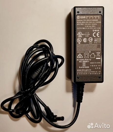 Адаптер 9V 1A для PAX S60, и др / 9V 4A / 8V 2.5A