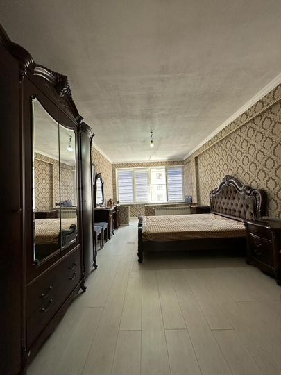 3-к. квартира, 111 м², 5/10 эт.