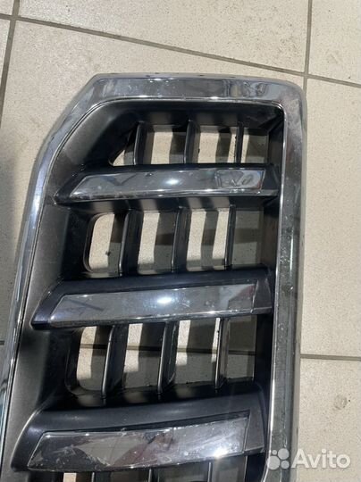 Решетка радиатора prado 120