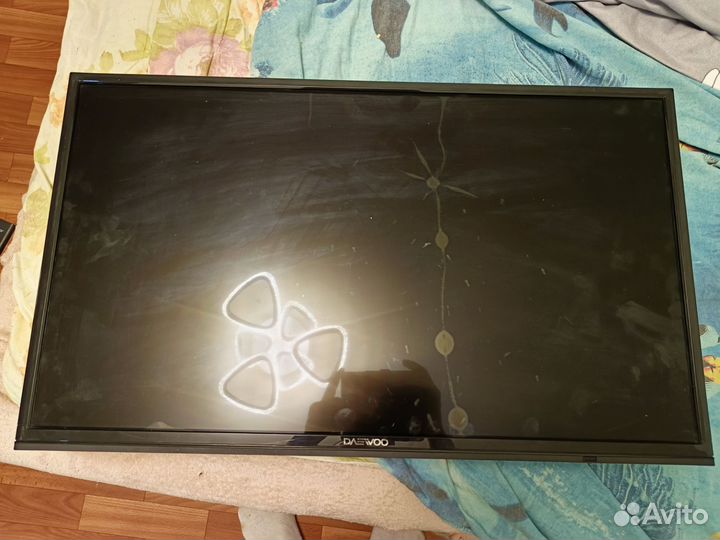 Телевиз daevvoo 32 на запчасти