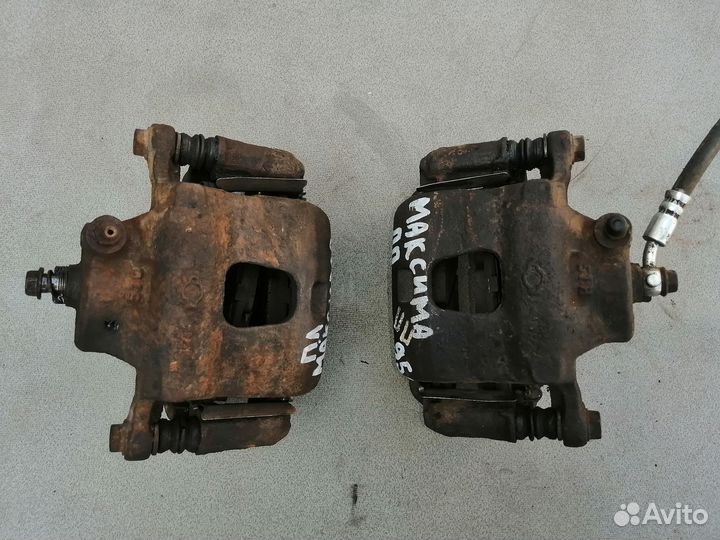 Суппорт тормозной передний для Nissan Maxima (A32)