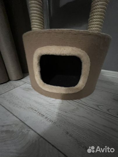 Когтеточка домик для кошки новый