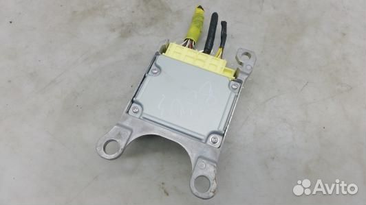 Блок управления airbag toyota RAV 4 ZSA3 (88O03OQ0