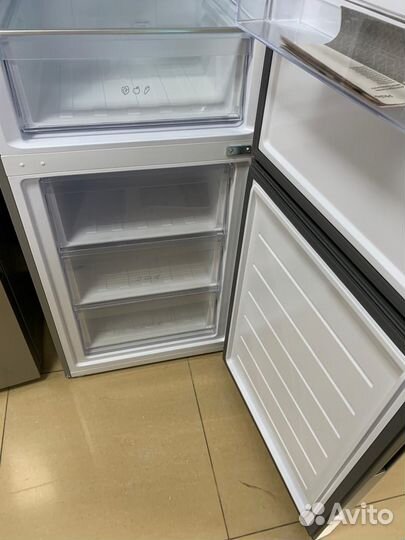 Холодильник-морозильник Haier CEF537ASG