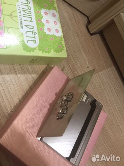 Визитница новая.Металл