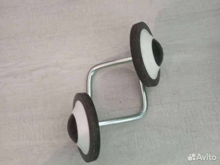 Колëса для четырëхколëсного велосипеда