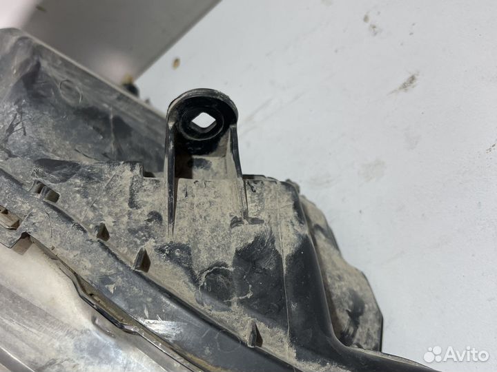 Фара правая лада Ларгус Рено Логан 1