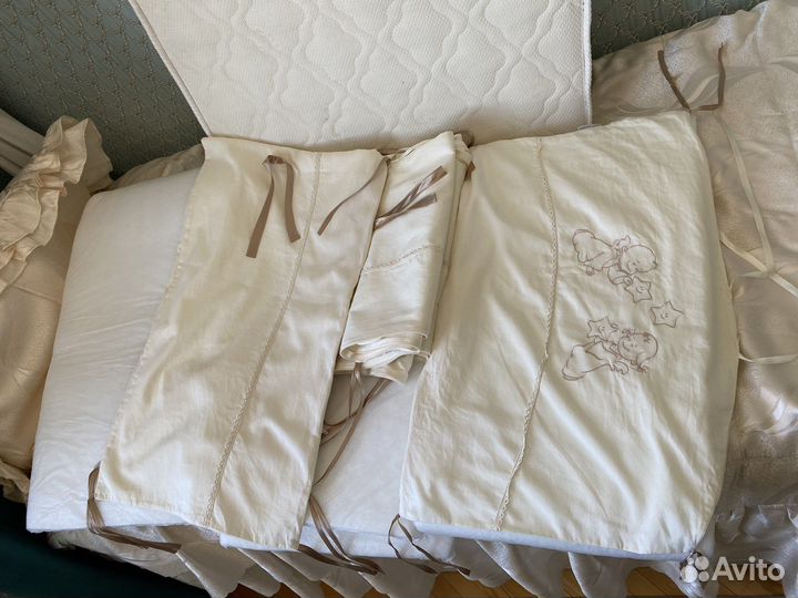 Бортики в детскую кроватку