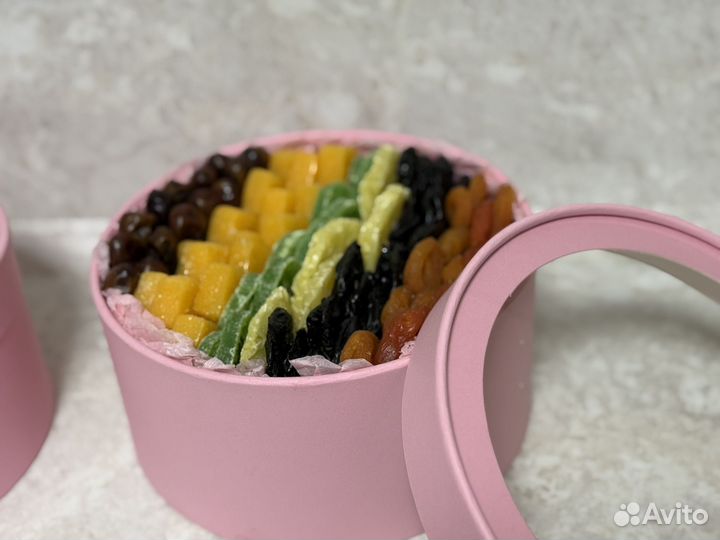 Композиции из мыльных цветов,сухофруктов