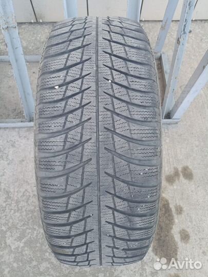Bridgestone Blizzak LM-001 205/60 R16 96H