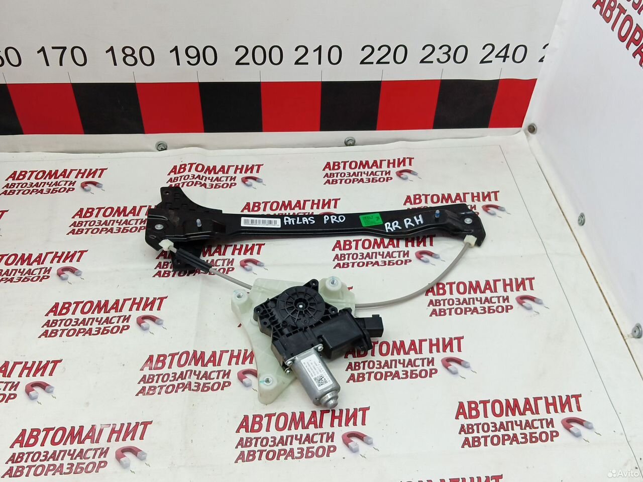 Стеклоподьемник задний правый Джили Атлас Про