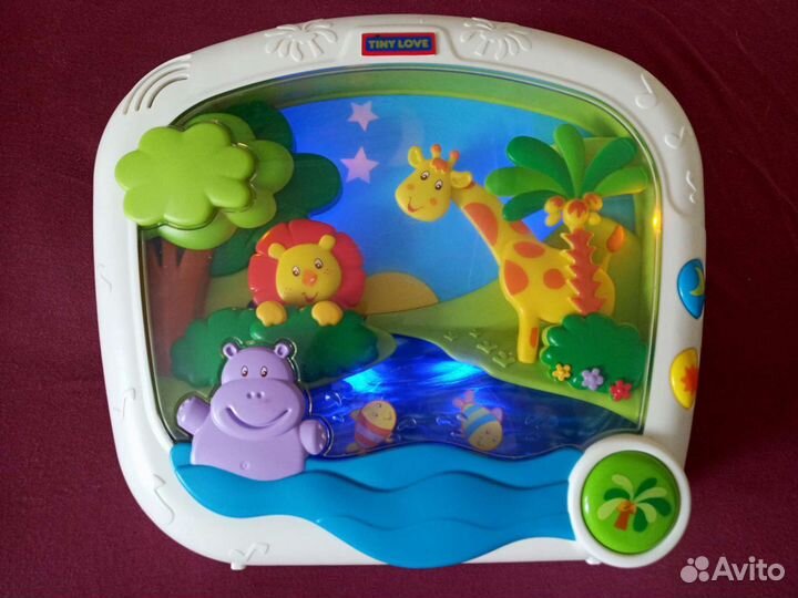 Мобиль-экран на кроватку tiny love