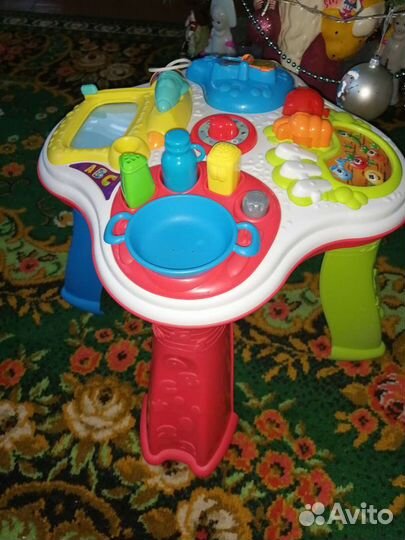 Развивающий столик chicco