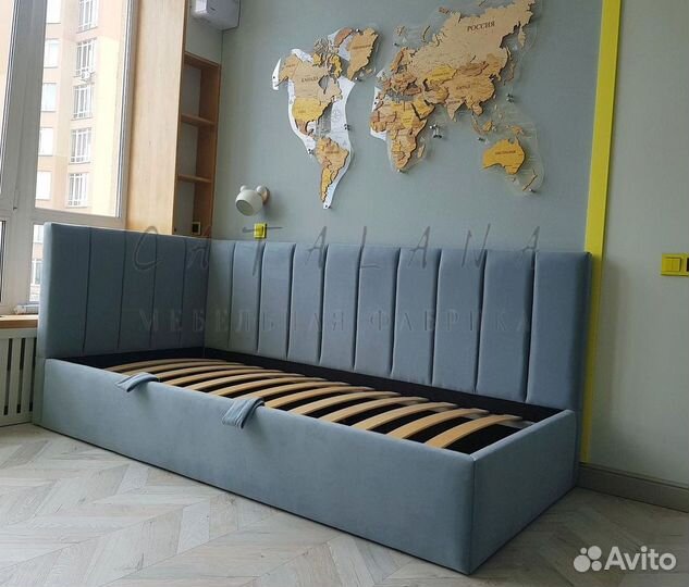 Детская кровать с мягкими бортиками