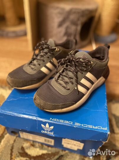 Кроссовки adidas