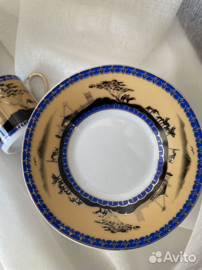 Чашка с блюдцем