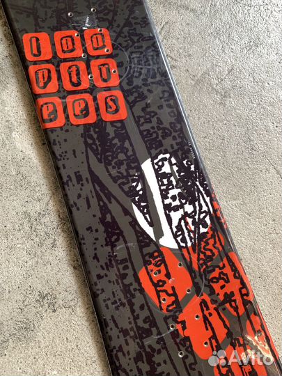 Сноуборд 135 кембер детский Factory LoopTrees