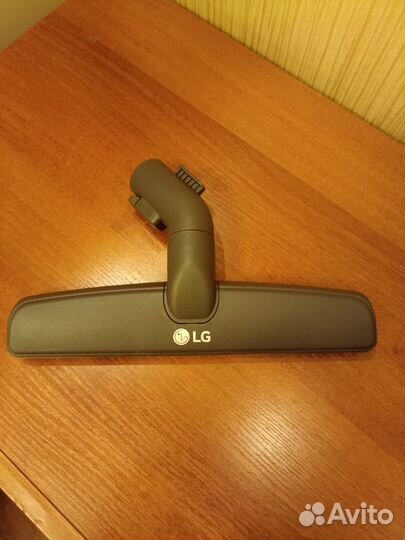 Щетка для пылесоса LG бронь