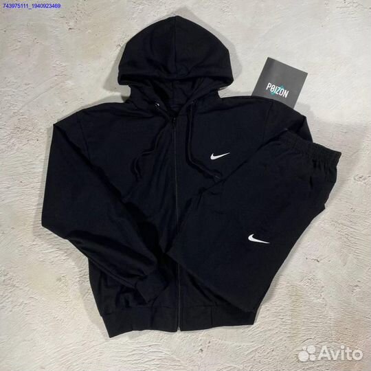 Спортивный костюм Nike