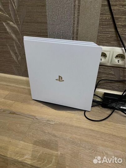 Sony playstation 4 pro 1tb