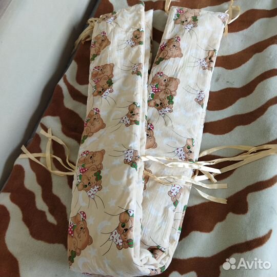 Бортики в детскую кроватку