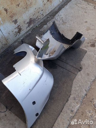 Клык бампера Mitsubishi Pajero 3