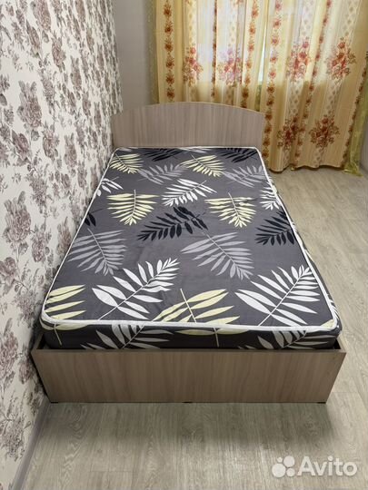Кровать 120 с матрасом