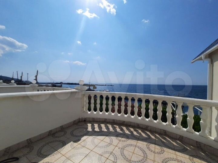 Коттедж 180 м² на участке 1 сот.