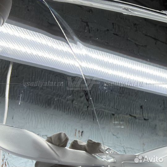 Уцененное стекло для фары Volkswagen Golf 6 (2008