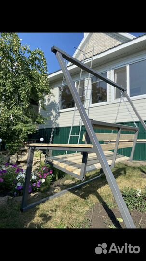 Садовые качели новые