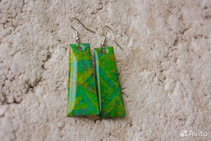 Серьги зеленые