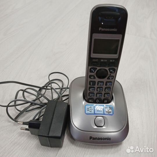 Телефон panasonic