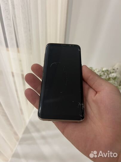 Samsung Galaxy S8, 4/64 ГБ