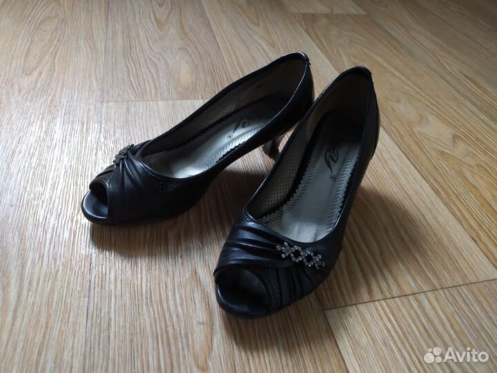 Туфли женские